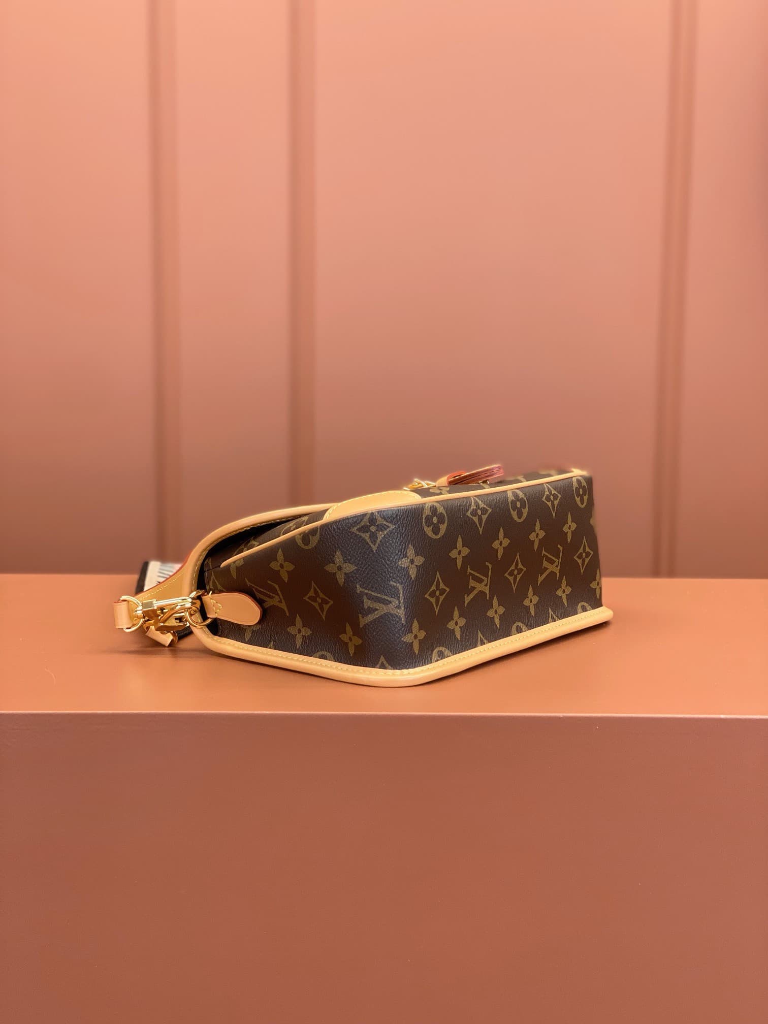 LV Bag M45985