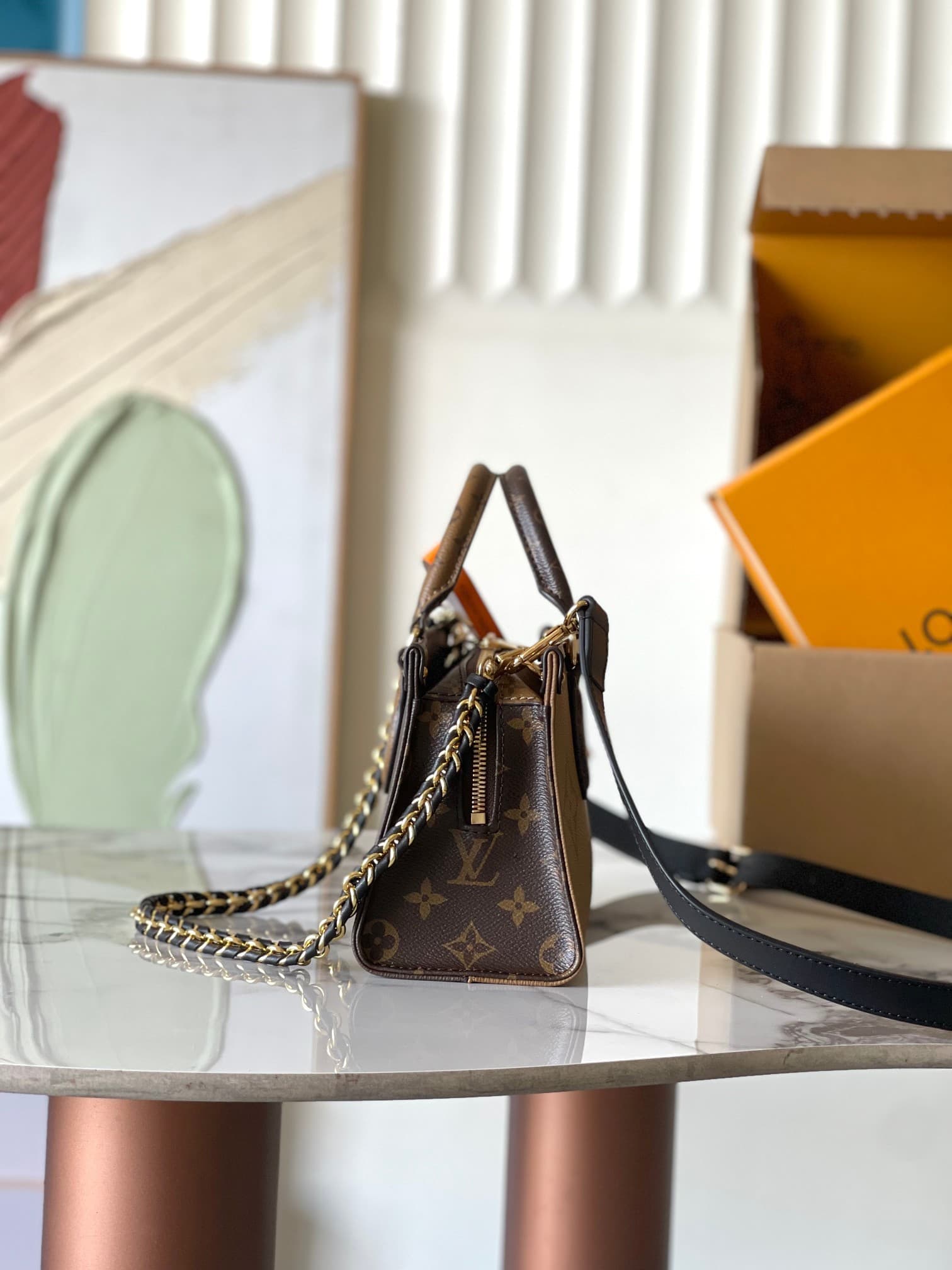 LV Bag M14236
