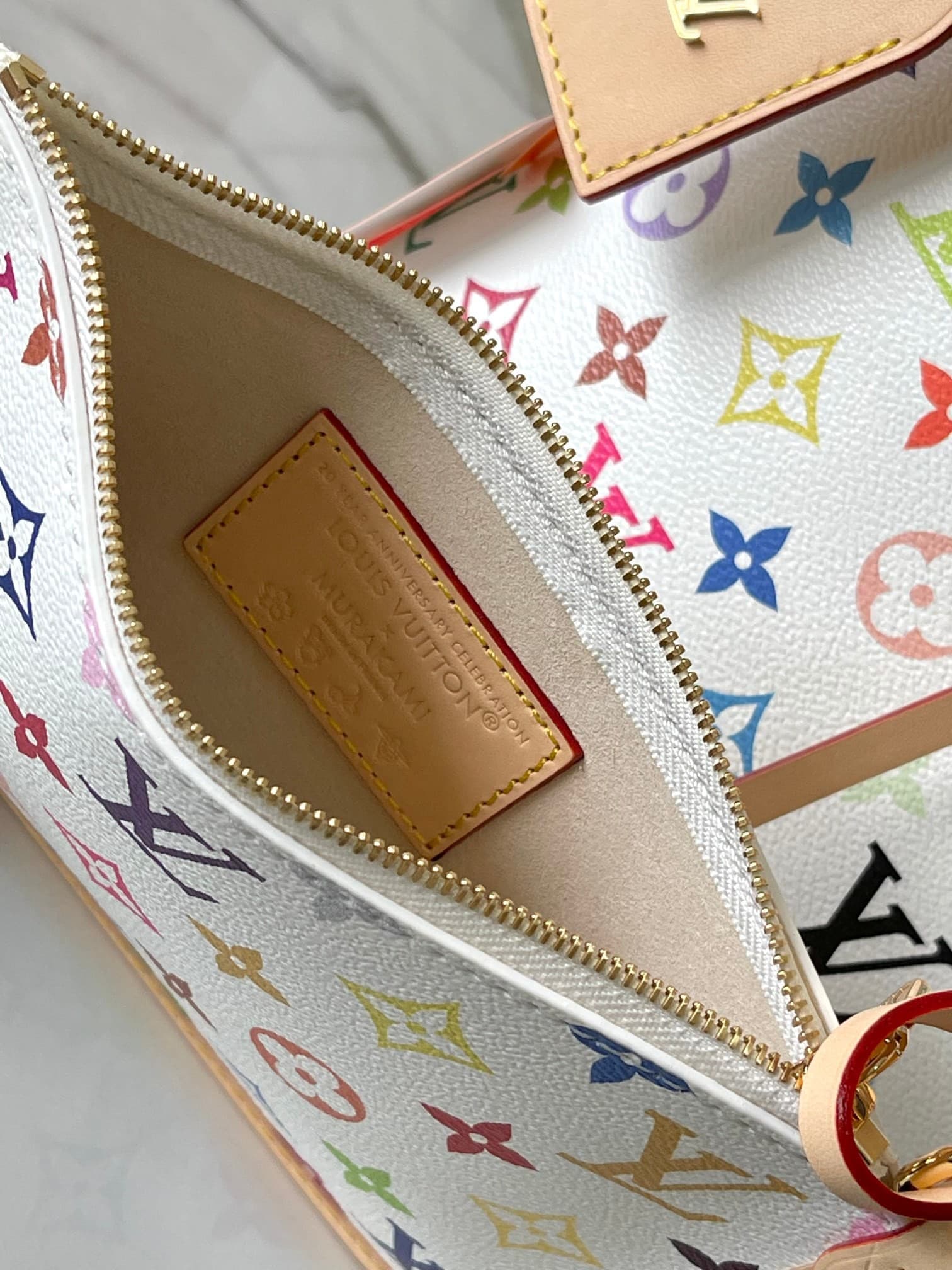 LV Bag M13661