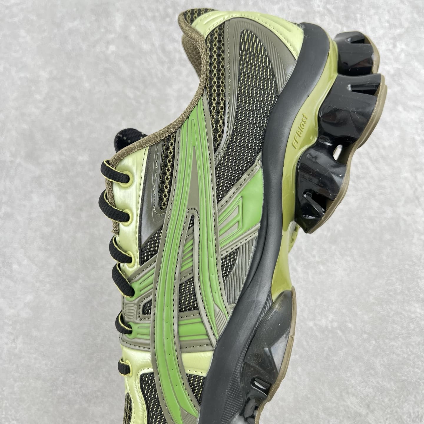 Asics Trainers Shoes Gel-Quamtum Kinetic