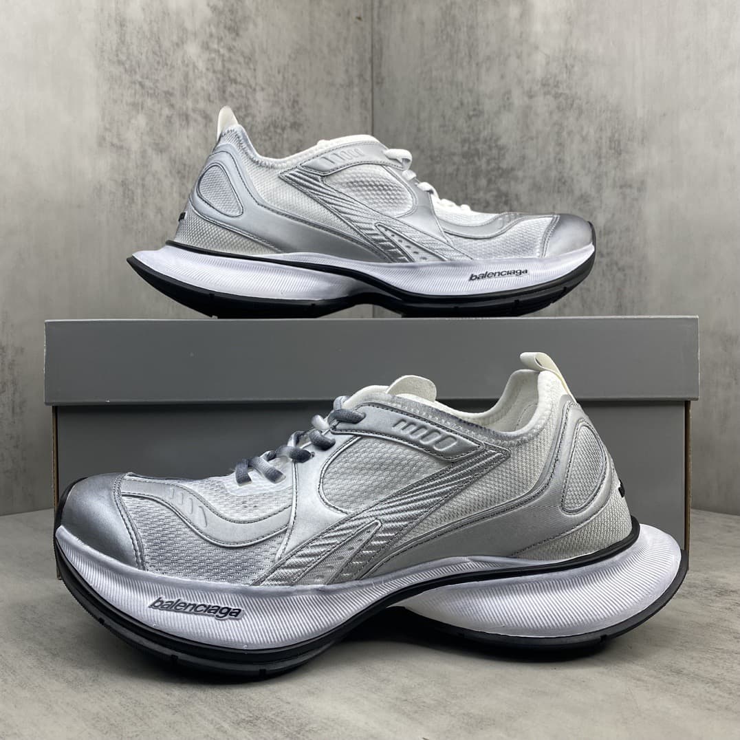 Balenciaga 12.5