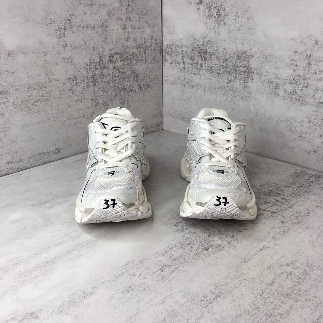 Balenciaga Runner 7.0 2023