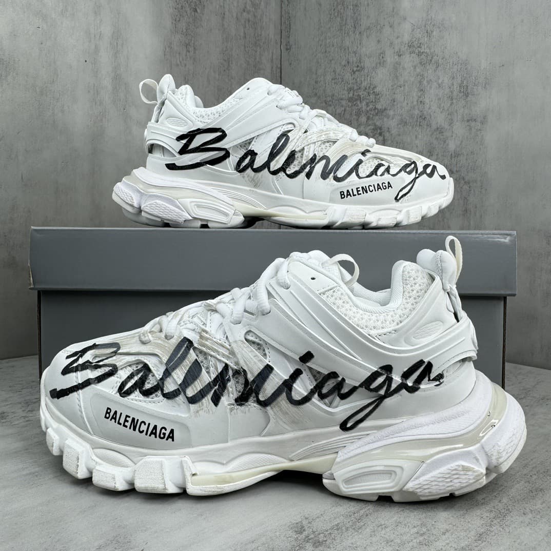 Balenciaga 4.0