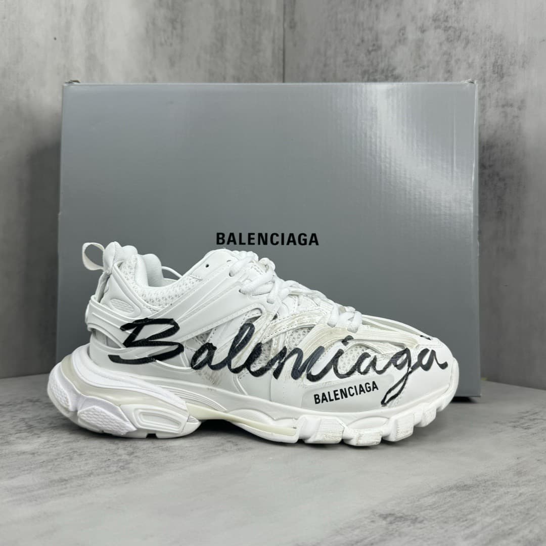 Balenciaga 4.0