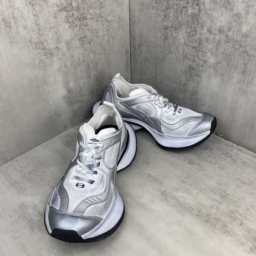 Balenciaga 12.5