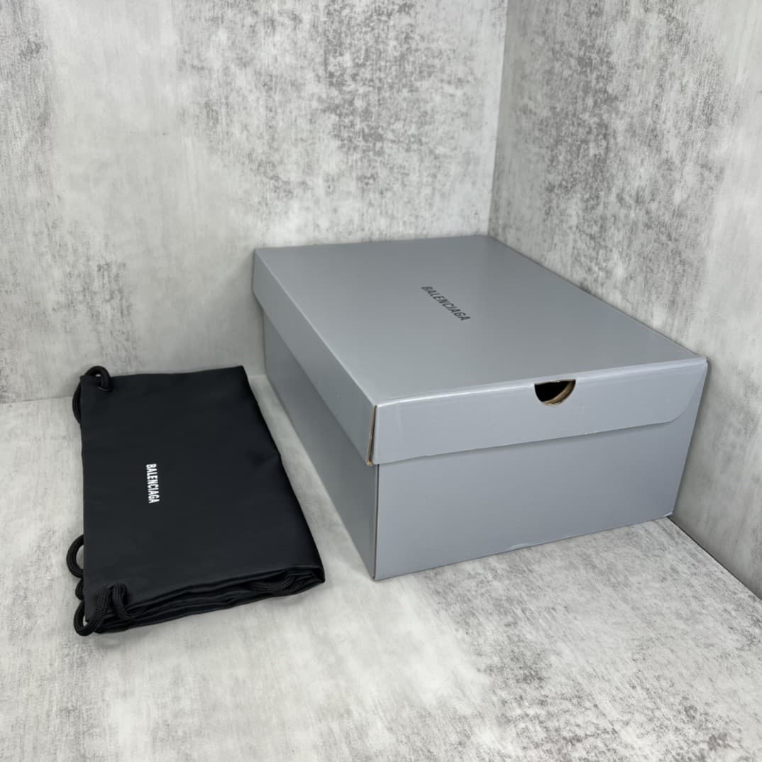 Balenciaga 3xl