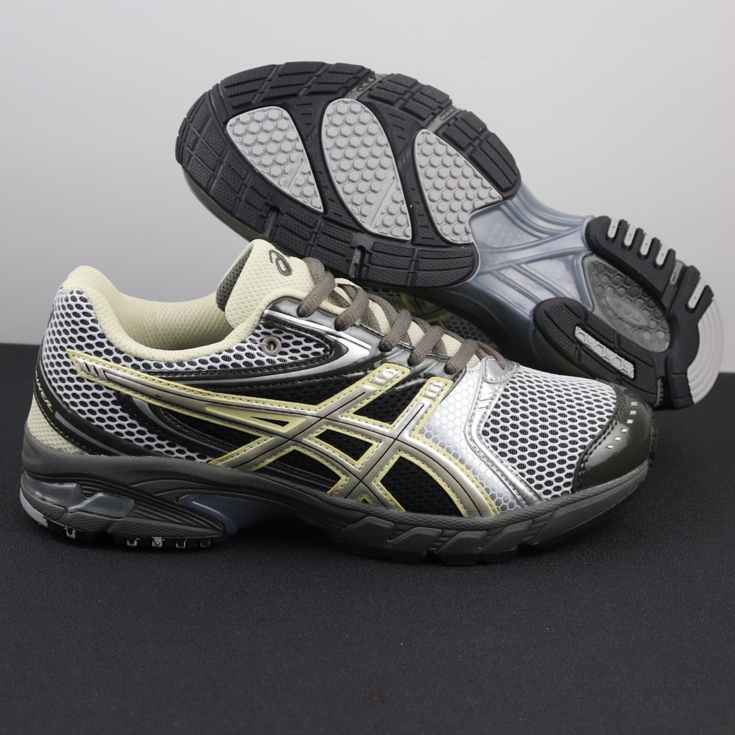 Asics Trainers Shoes Gel-DS Trainer 14