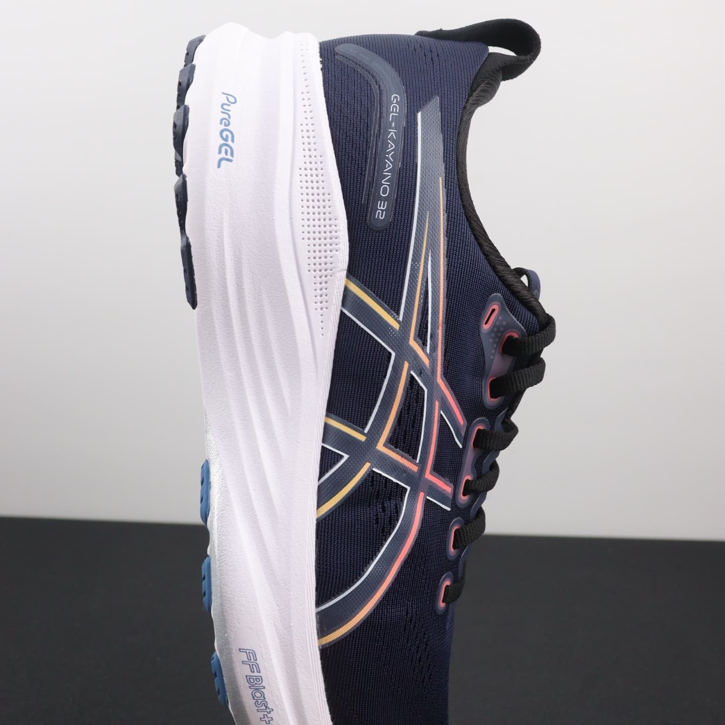 Asics Trainers Shoes Gel-Kayano 32