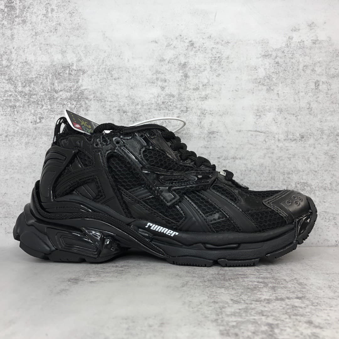 Balenciaga Runner 7.0 2023