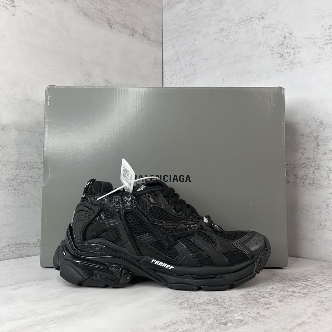 Balenciaga Runner 7.0 2023