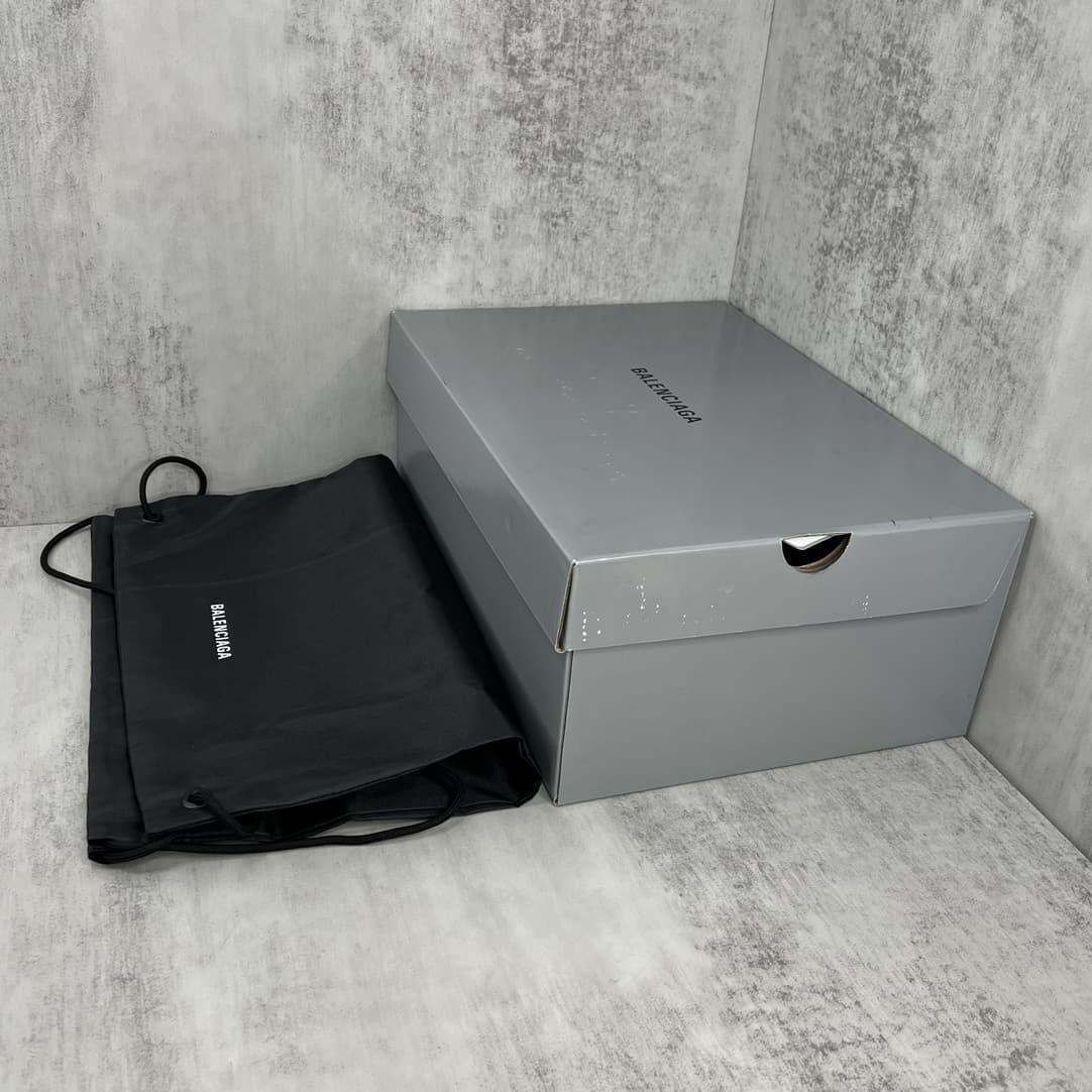 Balenciaga 3xl