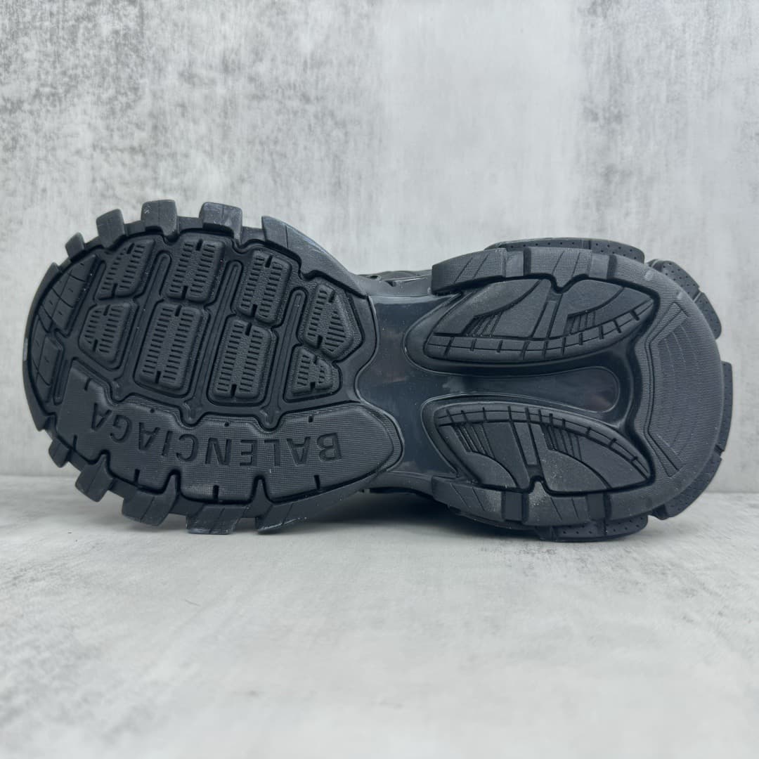 Balenciaga Runner 7.0 2023