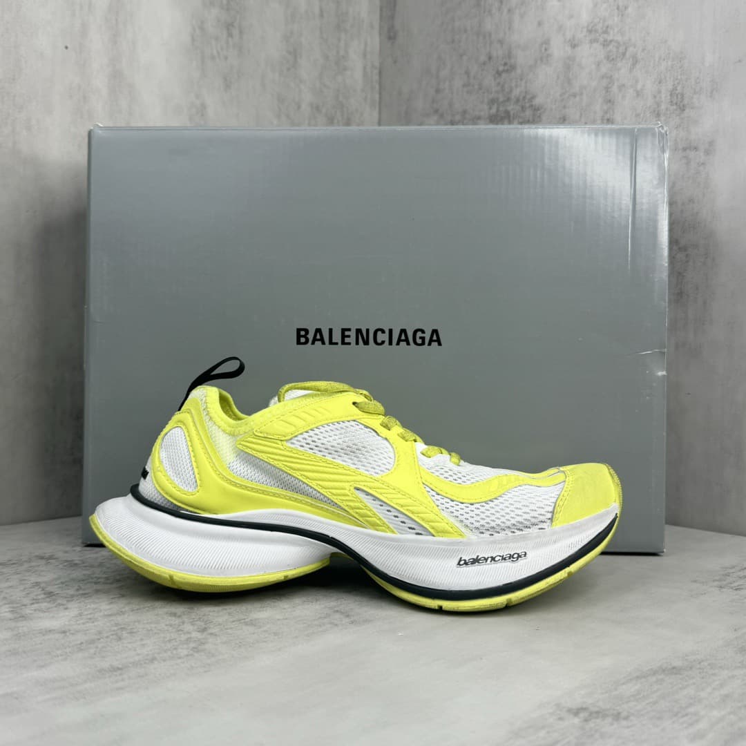 Balenciaga 12.5