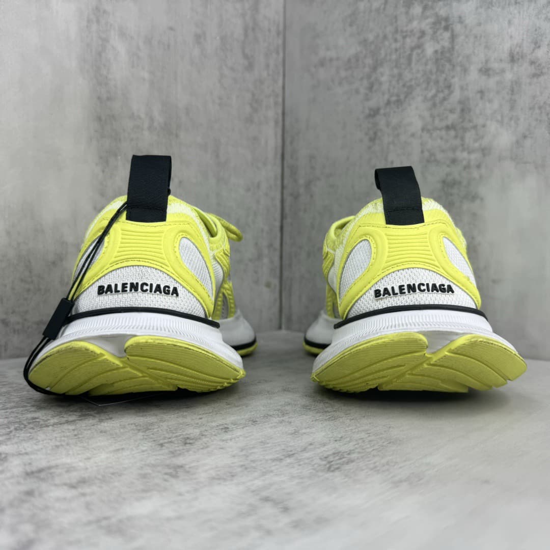 Balenciaga 12.5
