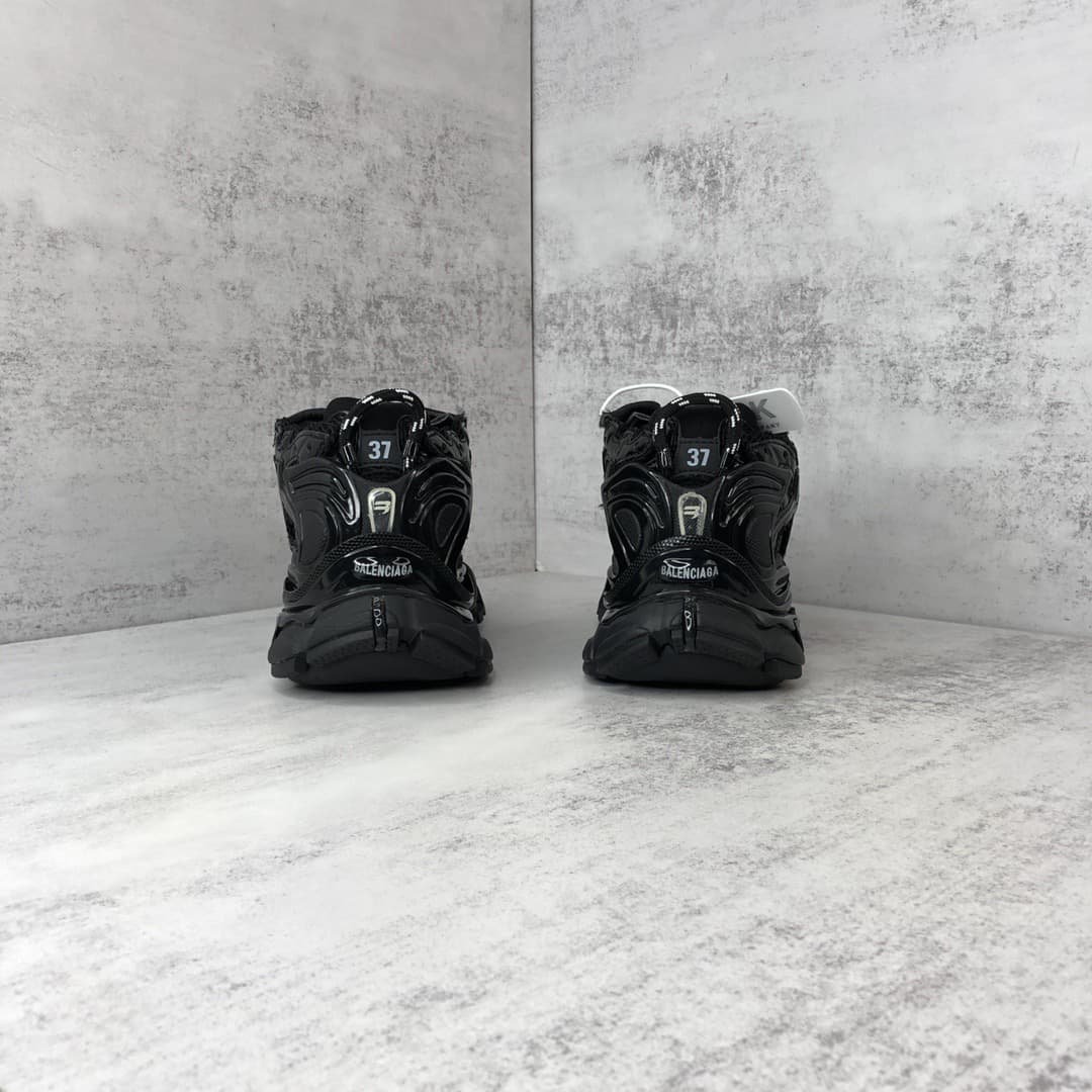Balenciaga Runner 7.0 2023
