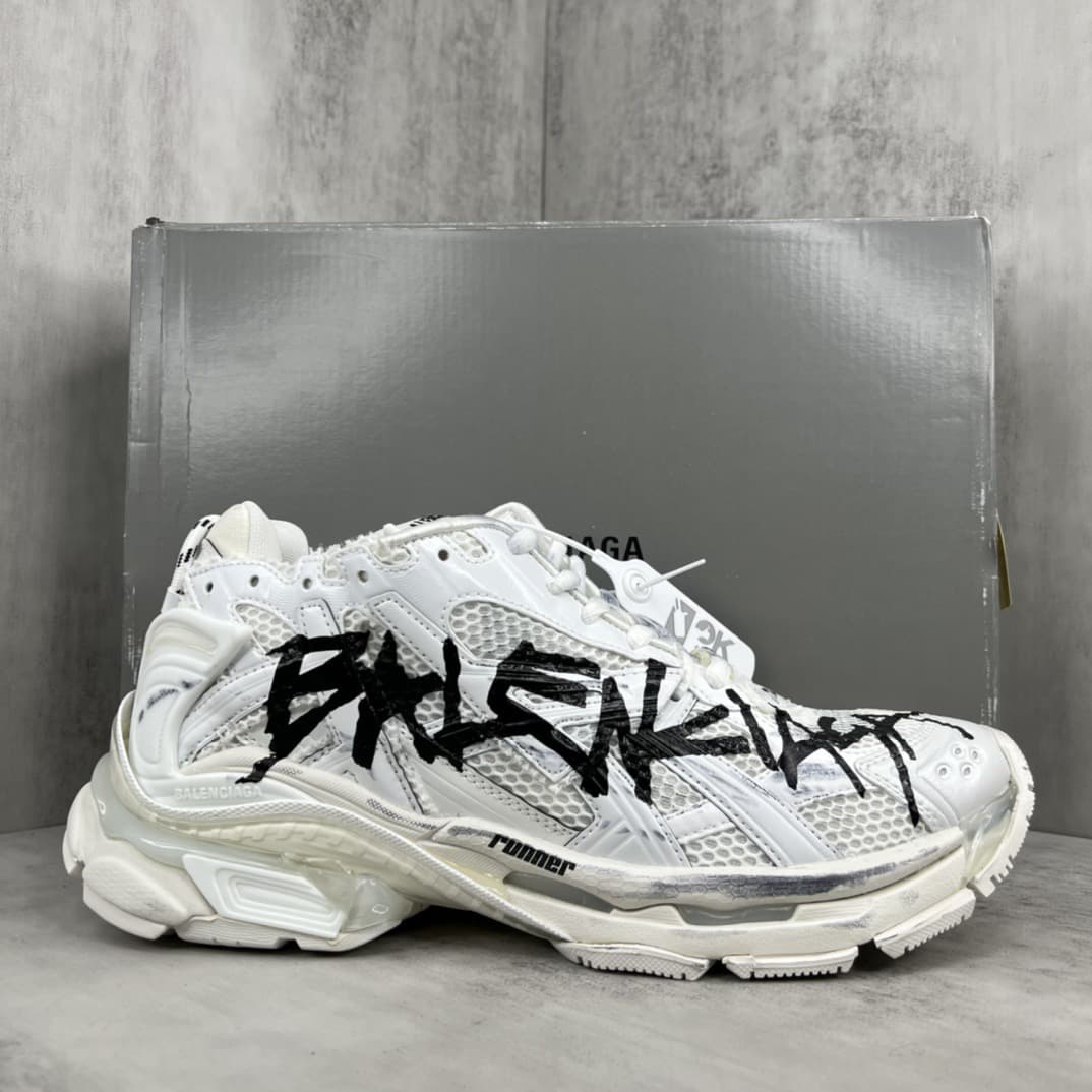 Balenciaga Runner 7.0 2023
