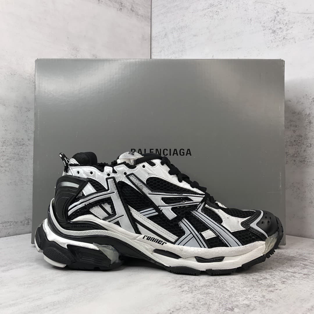Balenciaga Runner 7.0 2023