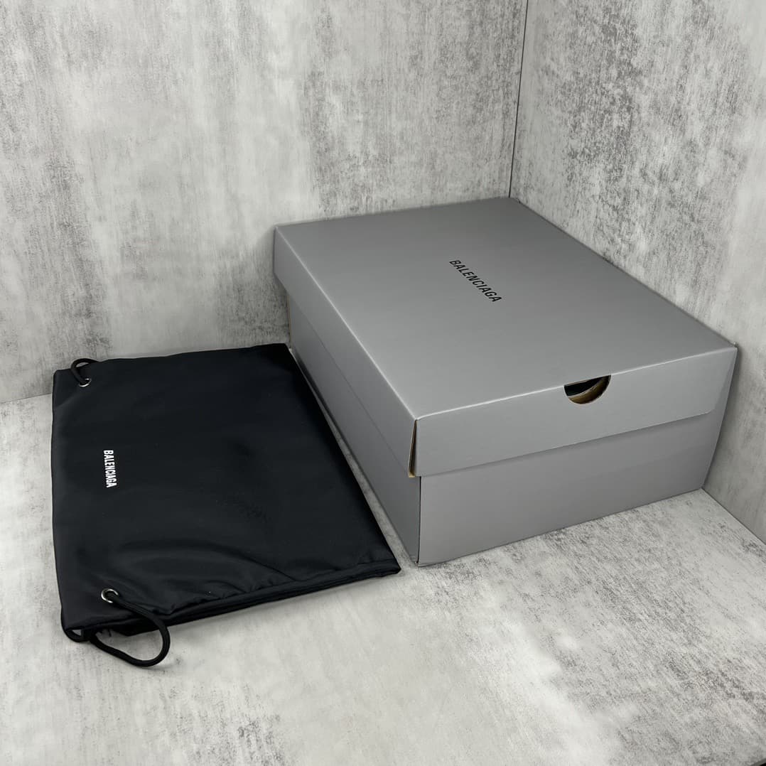 Balenciaga 3xl