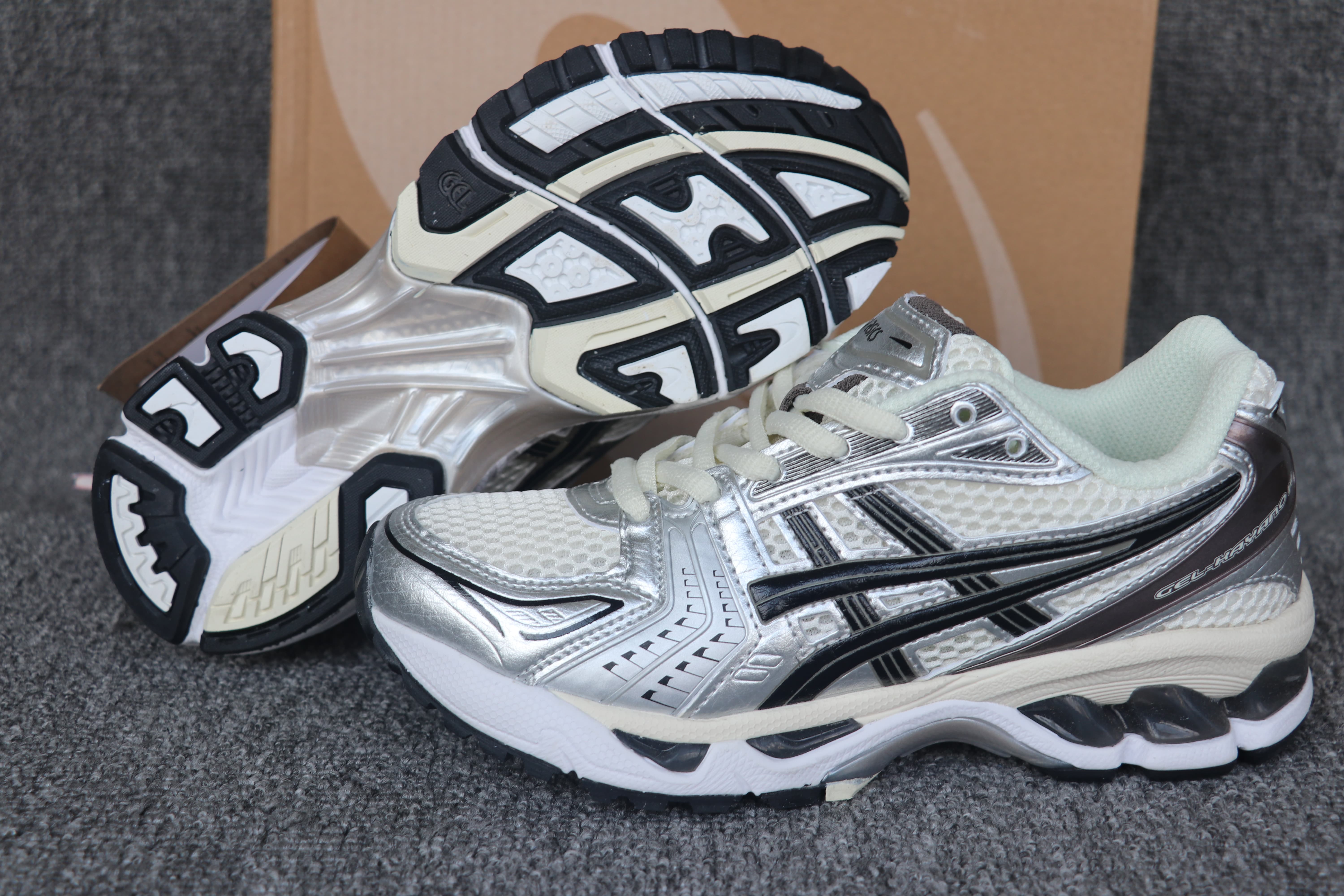 Asics Gel-Kayano 14