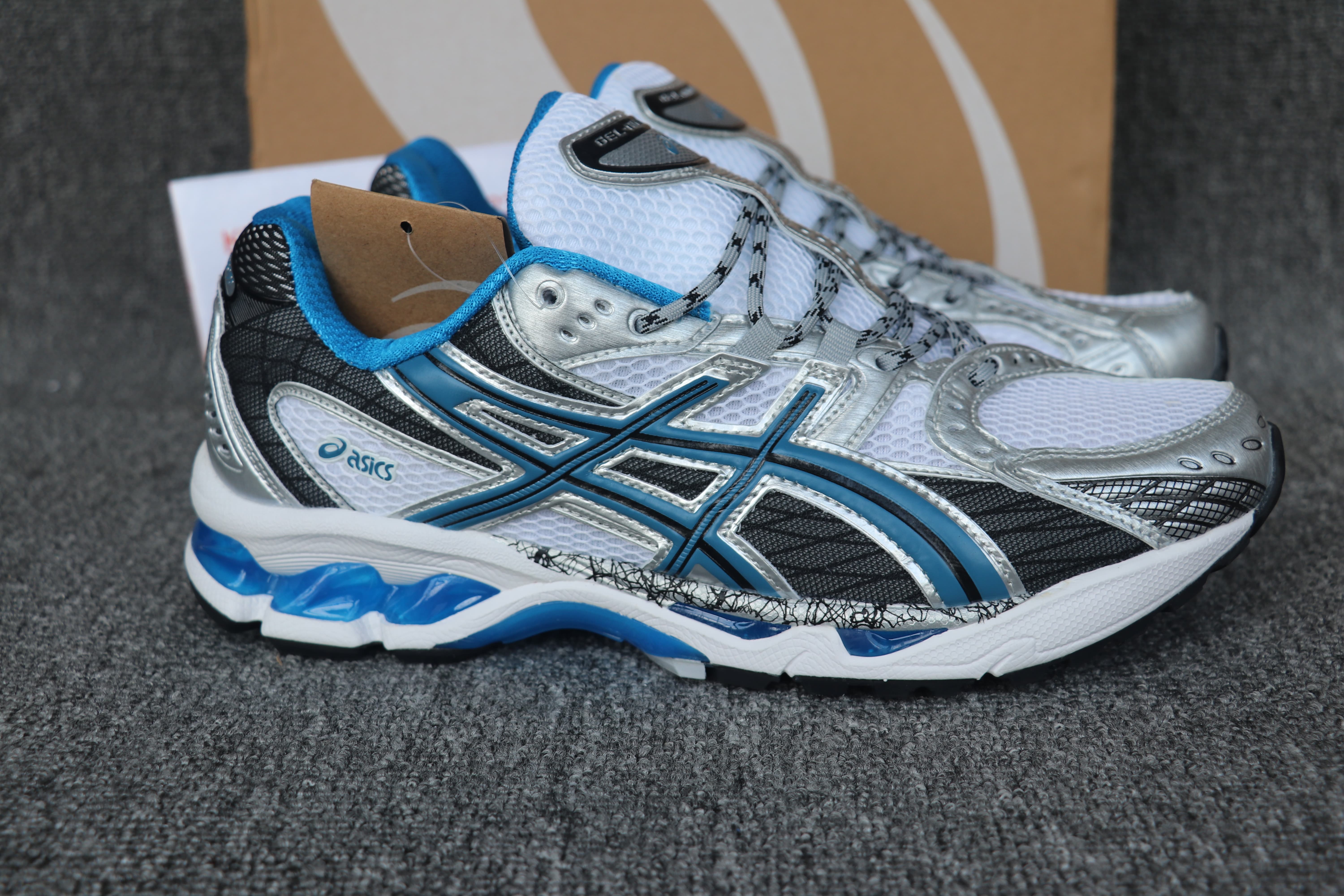 Asics Gel-Kayano 14