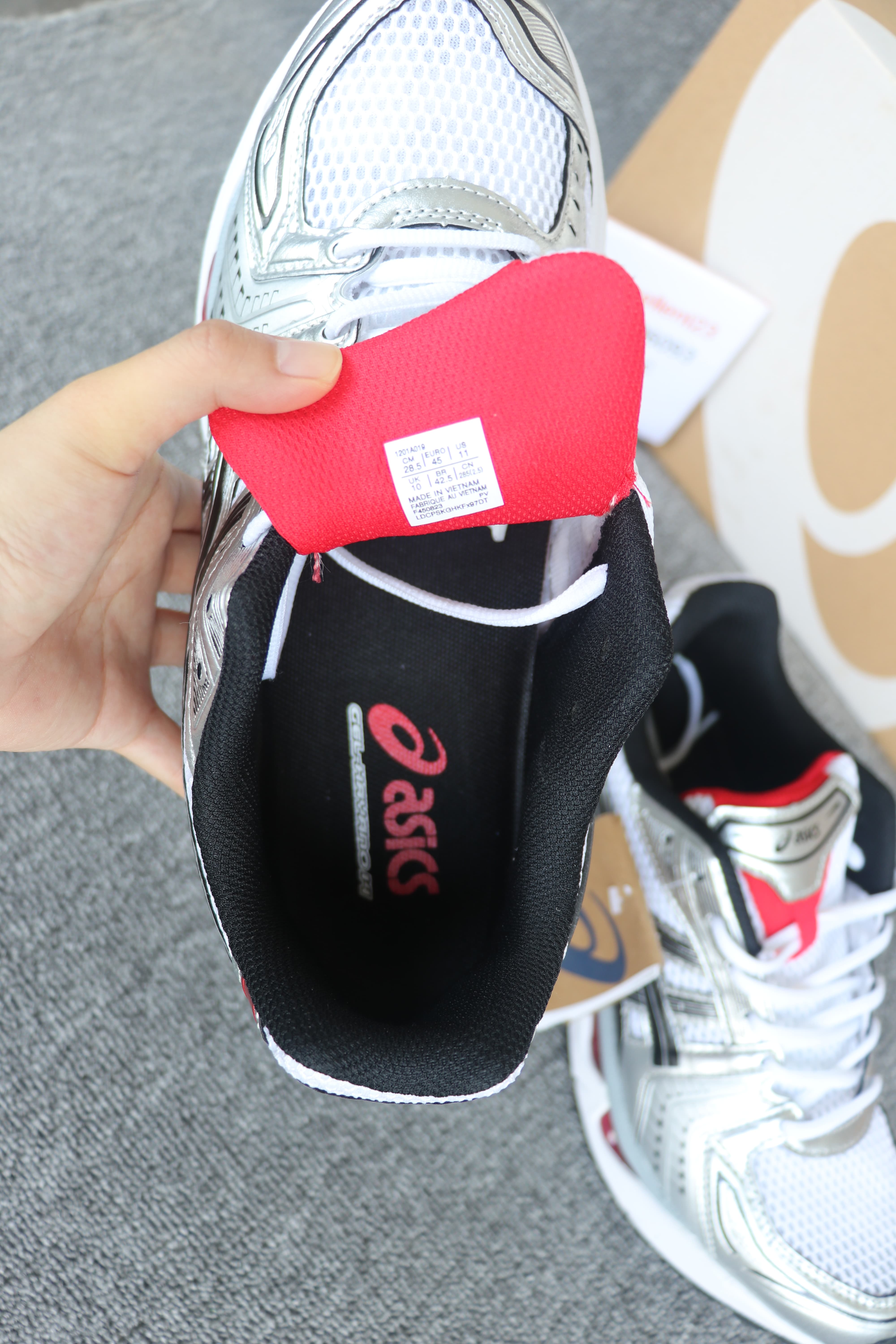 Asics Gel-Kayano 14