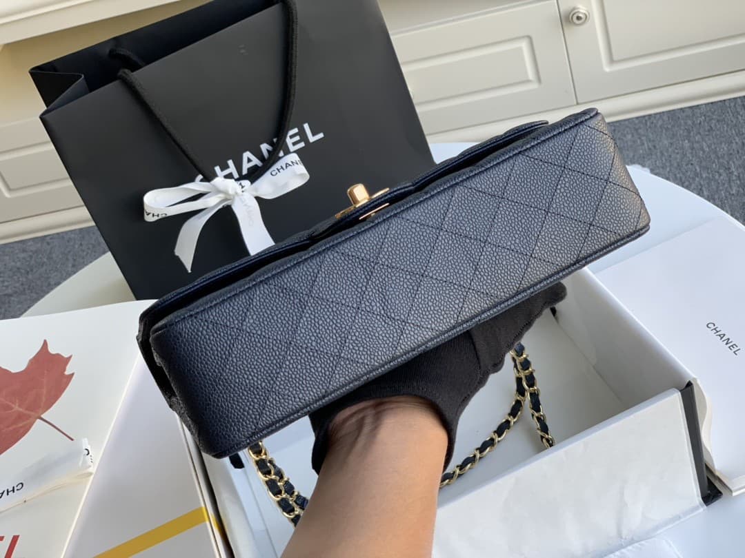 Chanel Medium CF25cm