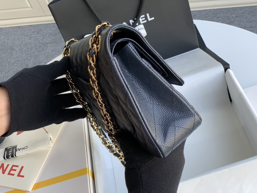 Chanel Medium CF25cm