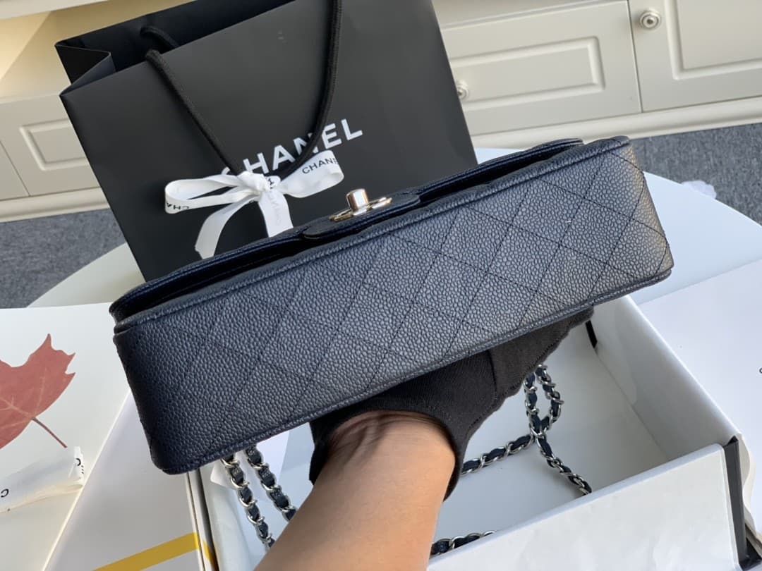 Chanel Medium CF25cm