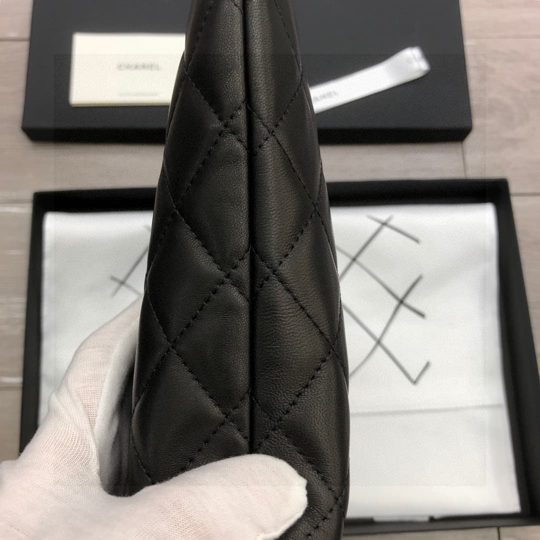 Chanel Leboy 9847